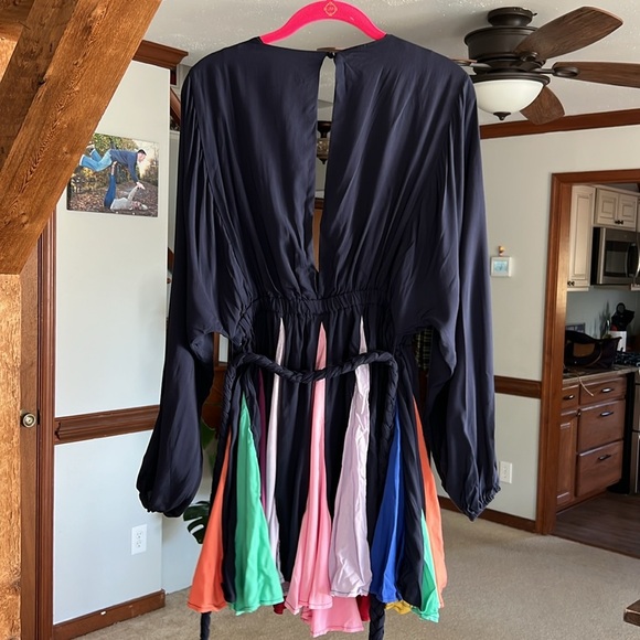 NWT Navy & Rainbow L’ATISTE Pleated Mini Dress with Rope Belt M - Picture 8 of 12